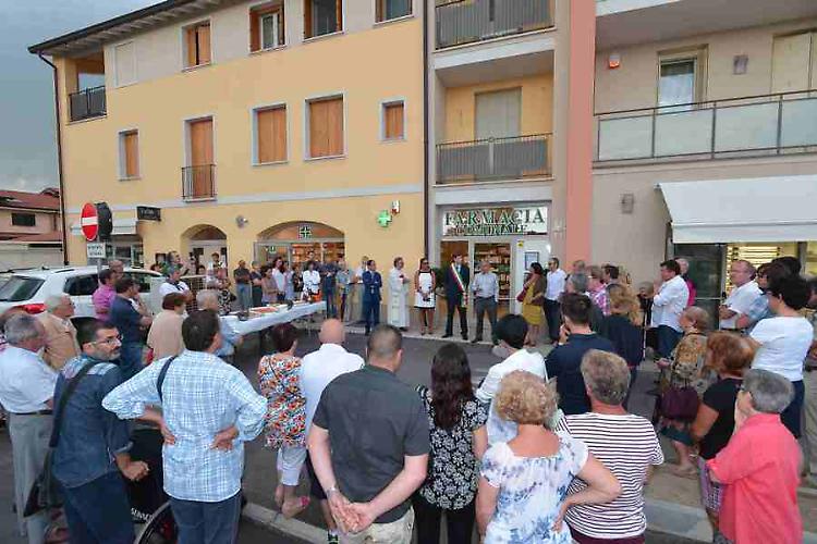 Inaugurata la nuova farmacia