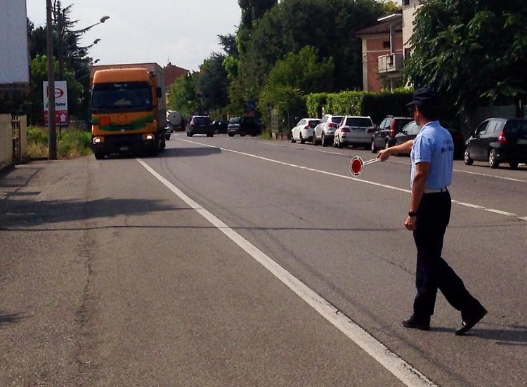 Ponte sul Po, scatta il divieto: controlli sulla sponda piacentina