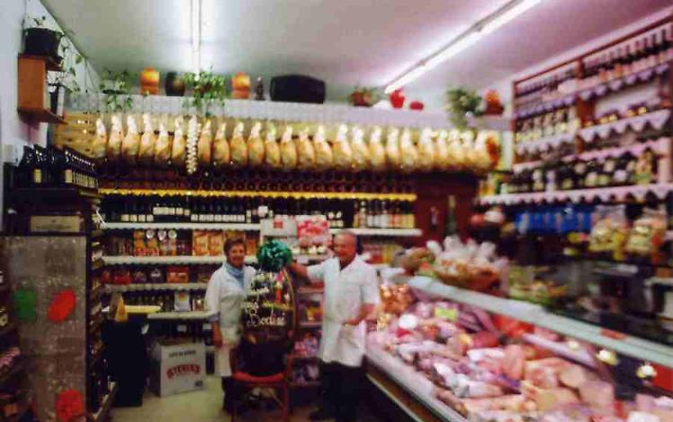 La salumeria Bodini ha chiuso i battenti