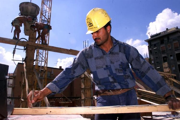 Bankitalia: in sei anni edilizia giù del 30%