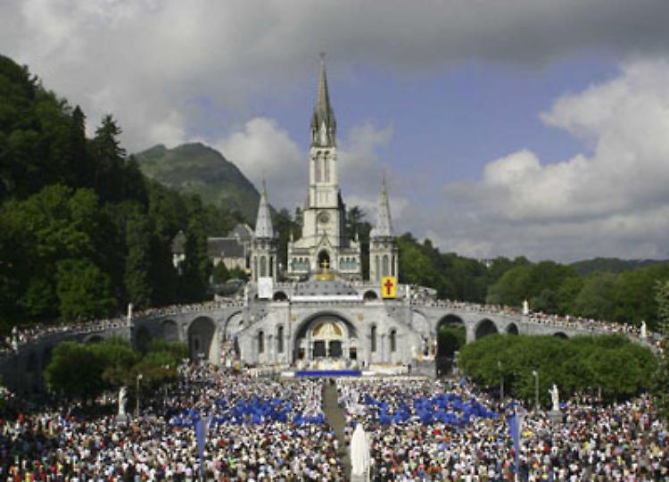 Pellegrinaggi a Lourdes boicottati dalle Ferrovie italiane e francesi