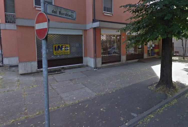 Market, furti a raffica: il titolare ingaggia le guardie giurate