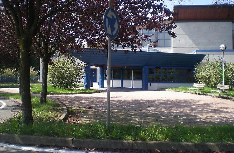 Minorenne pestato a sangue da una baby gang