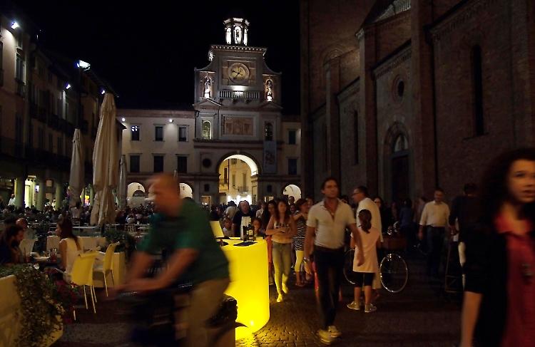 Lo 'Sbaracco' fa il pieno