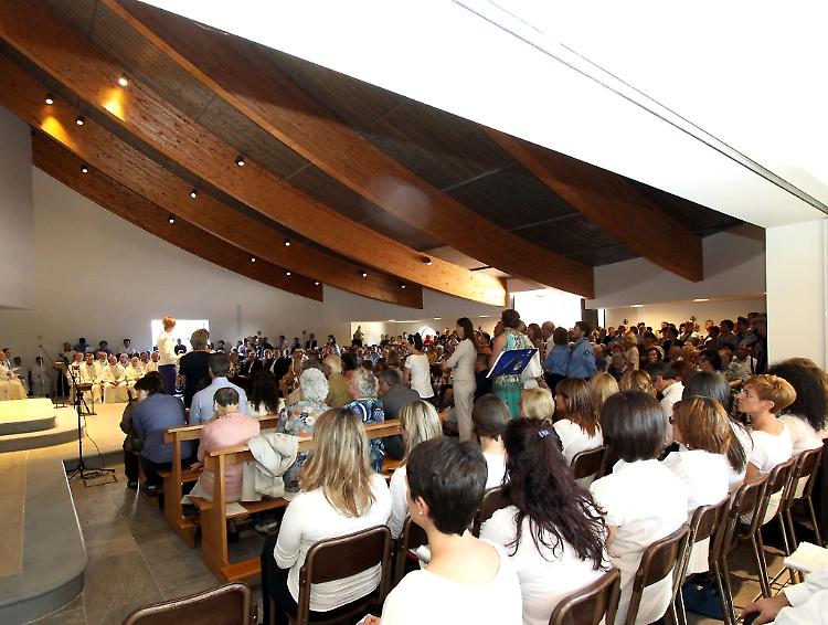 Inaugurata la nuova chiesa al Maristella