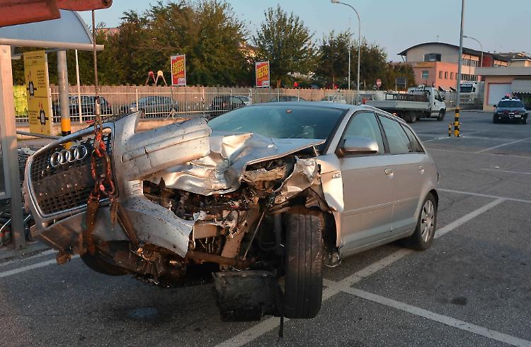 Incidente sull'Asolana, tre mezzi coinvolti
