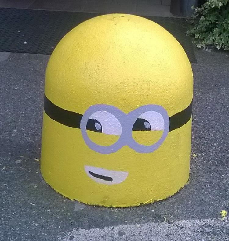 Sui panettoni la faccia dei 'minions'
