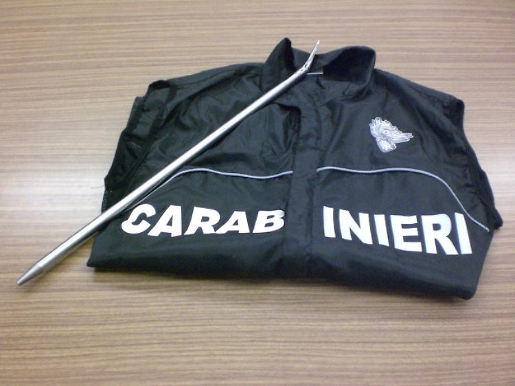 Aggredisce un 18 enne con un bastone ferrato