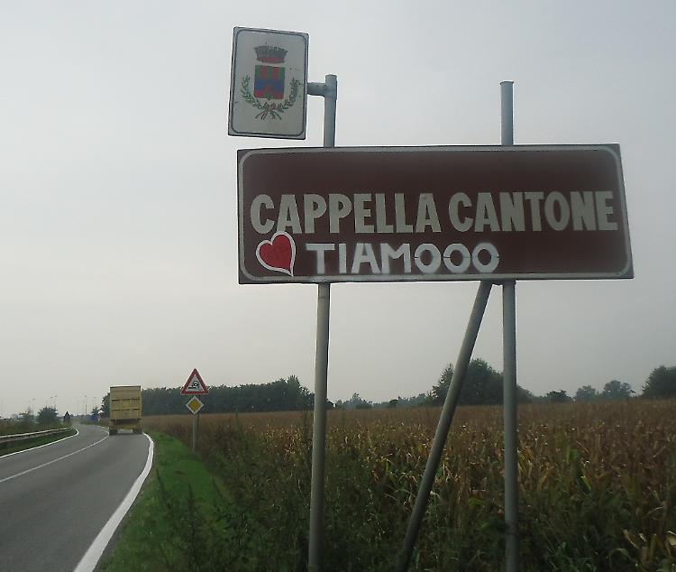 Il vandalo innamorato colpisce ancora