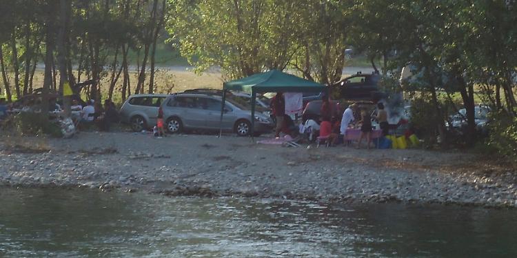 Gli abusivi del camping