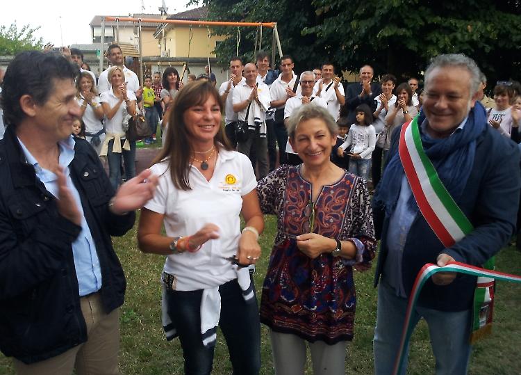 Altalene e scivoli per i bimbi autistici