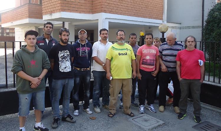 Barricata umana antisfratto