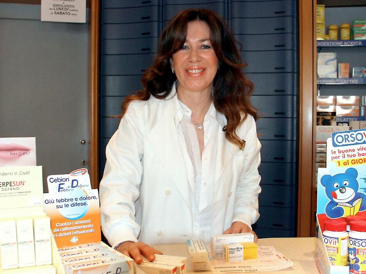 Rosanna Galli confermata alla presidenza di Federfarma