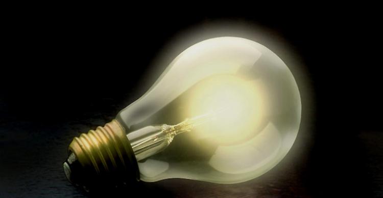 lampadina luce bolletta