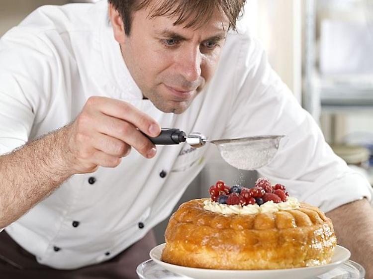 Corsi di cucina e percorso enologico a "I mondi di carta"