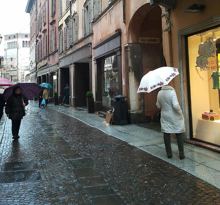 Tentata rapina da Swarovski
il marocchino patteggia 8 mesi