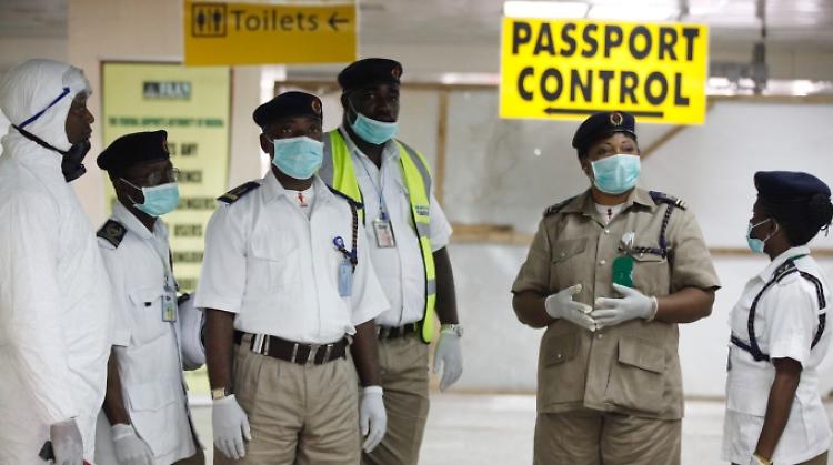 Ebola: l'Oms consegnerà urgentemente vaccini alla Guinea