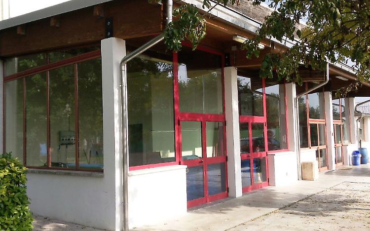 Manca il gestore, chiude il bar del centro sportivo di via  Roma