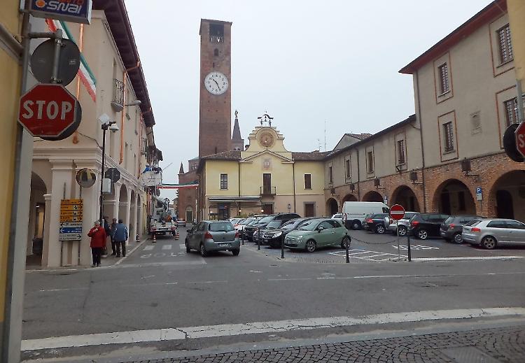 Parcheggi, 15 minuti gratis per combattere la sosta selvaggia