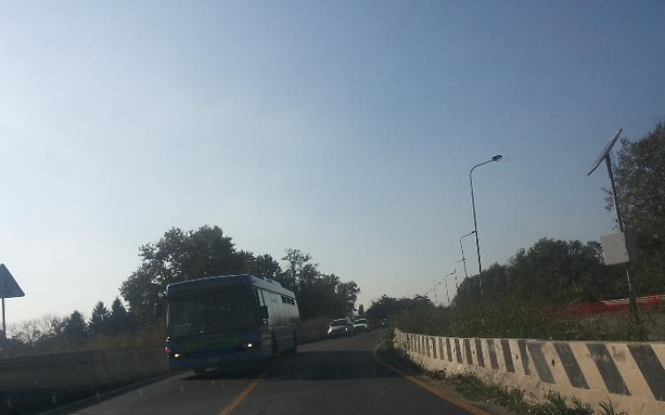 La Paullese rimane al buio in corrispondenza del ponte sul fiume
