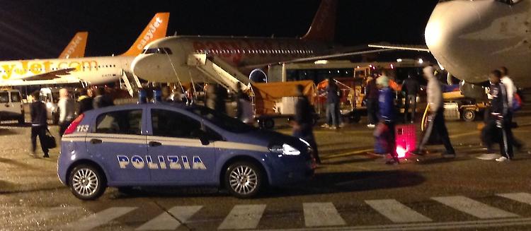 Scabbia, volatilizzati i profughi: botta e risposta tra Sap e Caritas