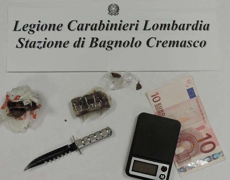Panini e stupefacenti, arrestato kebbabaro-spacciatore