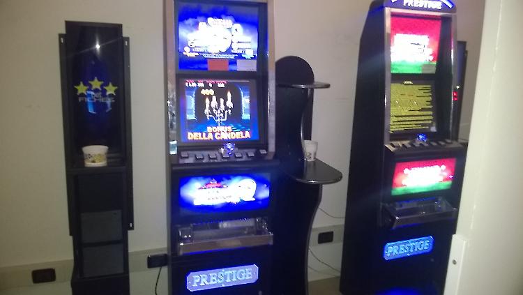 Bisca clandestina in un circolo privato