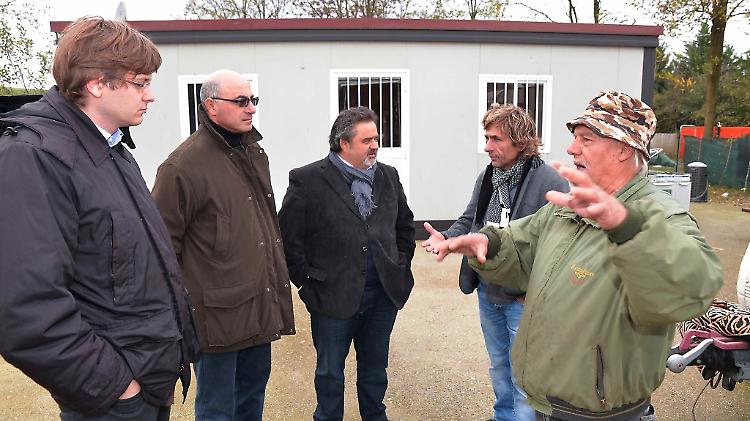 Piena del Po, allagate le case dei Sinti