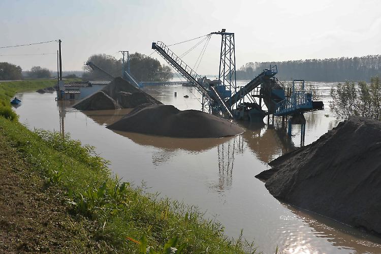 Massima allerta in attesa del colmo
Non chiude il ponte di Casalmaggiore
