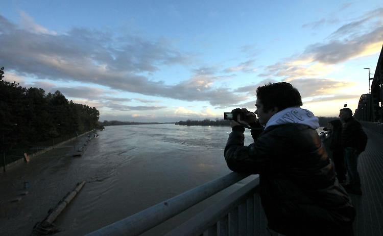 'La piena vista da voi', inviate foto e video