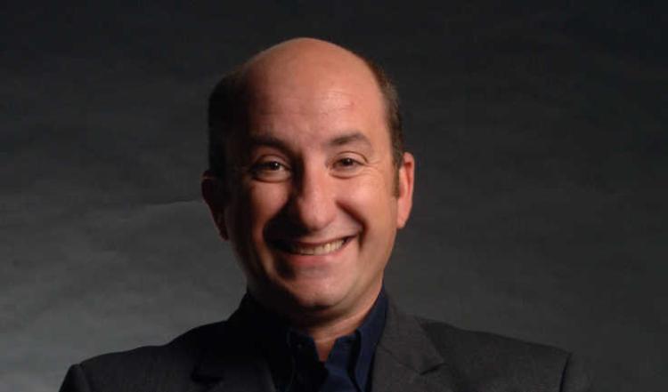 Tutti i ‘Personaggi’ di Albanese stasera allo Zenith 