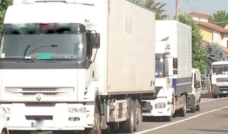 Tir ‘truccato’, autista nei guai