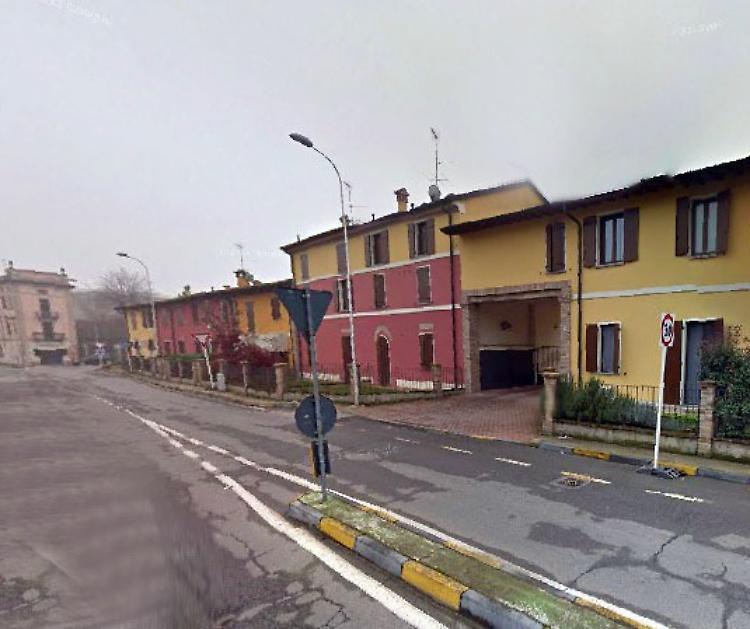 Porta lasciata aperta, ladri in casa