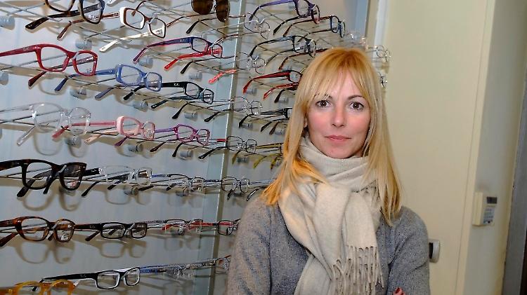 Svaligiata 'La Lente', spariti contanti e occhiali