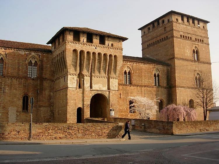 Assunti in Comune, Sau: 'Basta discriminazioni'