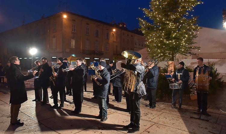 Listone 'on Ice’ tra musica e cioccolata