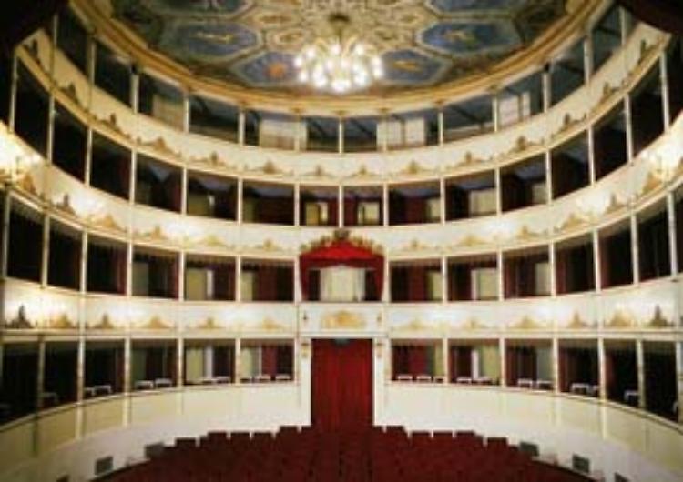 Casalmaggiore, sondaggio tra gli spettatori del Teatro Comunale