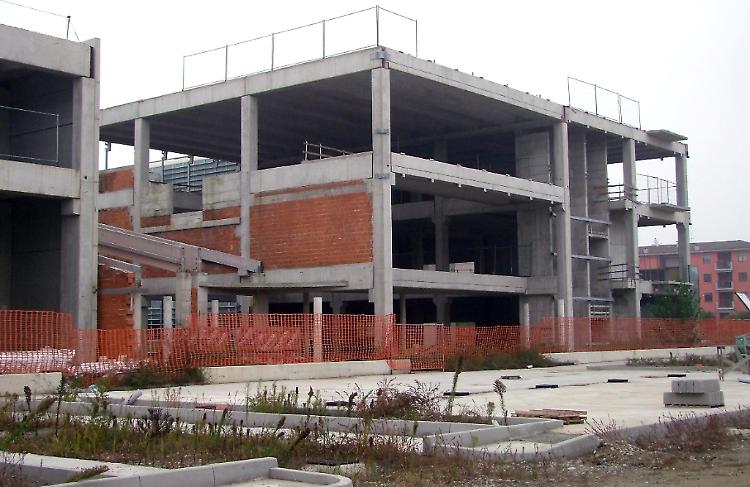 Ex scuola Cl, il liquidatore Bani fa causa a Provenzi della Sanitas