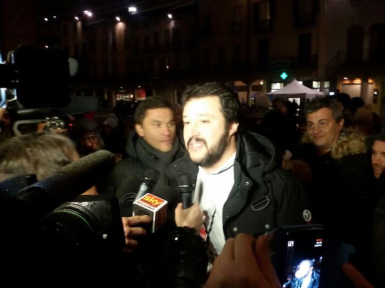 Piazza piena per Salvini