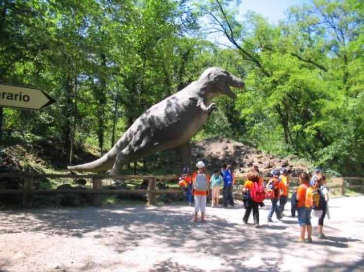Parco preistoria Restyling e ‘QR code’ per i dinosauri