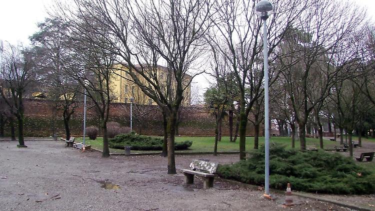 Lampioni anti-sabotaggio, via i lavori a Porta Serio