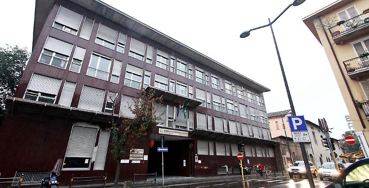 L'ex Inam resta tutto vuoto, via il Centro psico-sociale