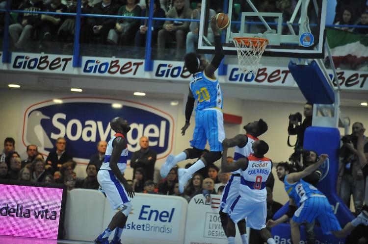 Vanoli, nulla da fare a Brindisi: 81-65