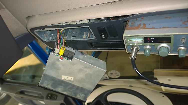 Pulsante per bloccare il cronotachigrafo: denuncia, multa di 1.700 euro e ritiro della patente