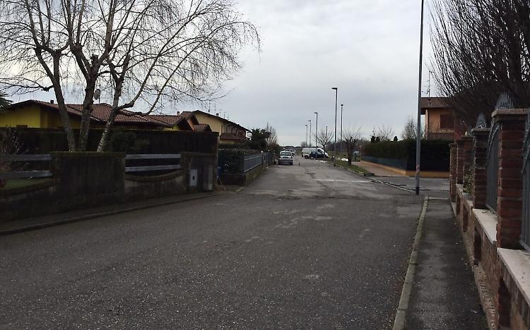 Rubano l’auto dal garage mentre i proprietari dormono