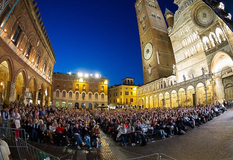Corde dell'anima, opposizioni contro la giunta