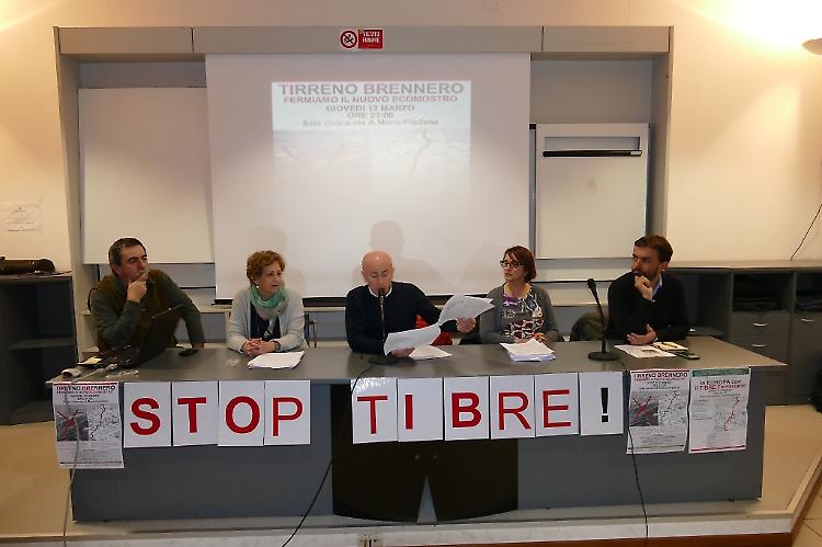 Parte la TiBre e i Comitati contro organizzano un sit-in di protesta 