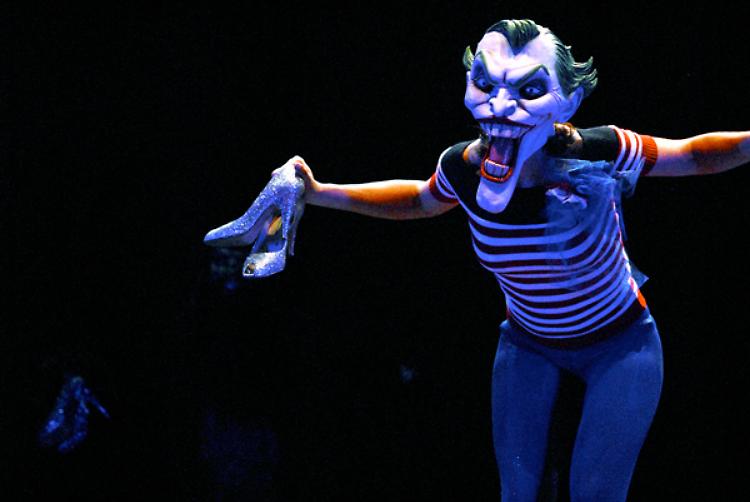Casalmaggiore. «Francamente me ne infischio», la maratona teatrale diretta da Latella Domenica 22