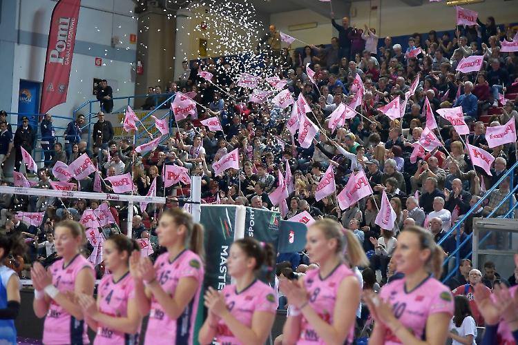 Sì del Comune alla Super Coppa: ecco come volley e basket possono convivere