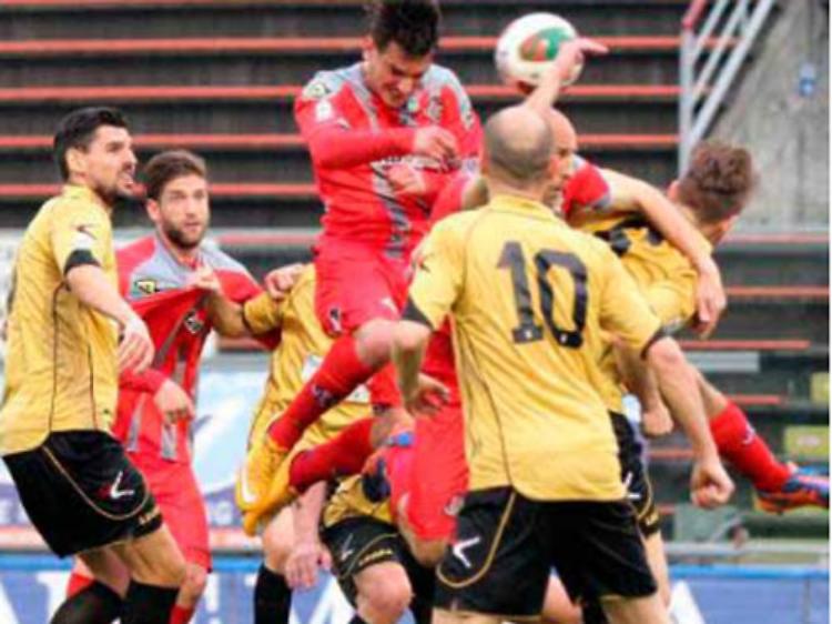 Cremonese, un altro pareggio Ma stavolta l'ha deciso l'arbitro